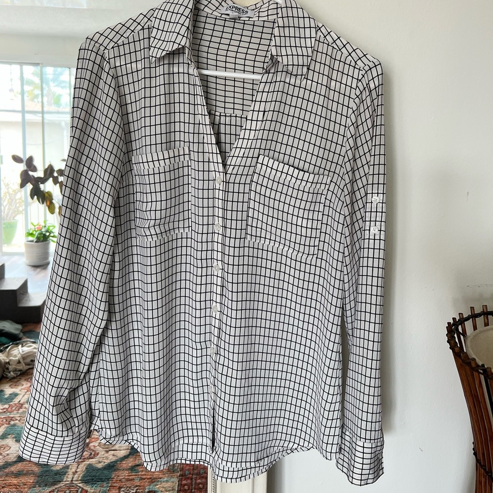 Express Black and White striped/square pattern blouse